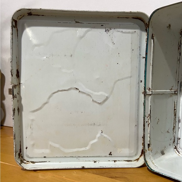 VIntage ALADDIN Metal LUNCH BOX 1981 ANNIE No Thermos-Needs TLC - Picture 7 of 9